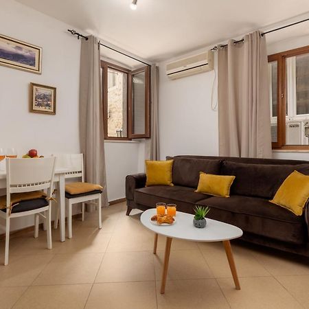 Apartment Amigo 2 Old Town Kotor Exterior foto