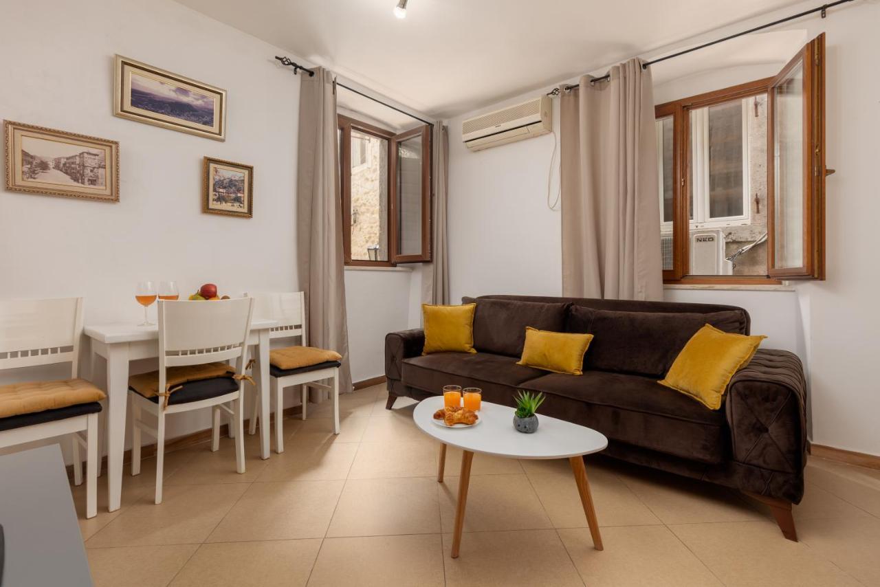 Apartment Amigo 2 Old Town Kotor Exterior foto