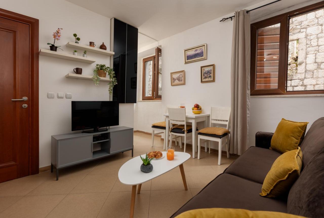 Apartment Amigo 2 Old Town Kotor Exterior foto